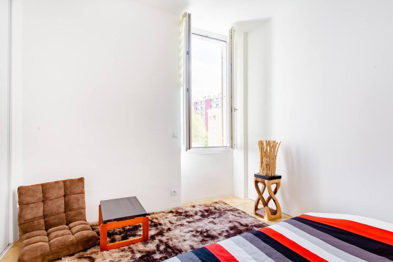 Room Rental In Apartment In Марсель Екстер'єр фото